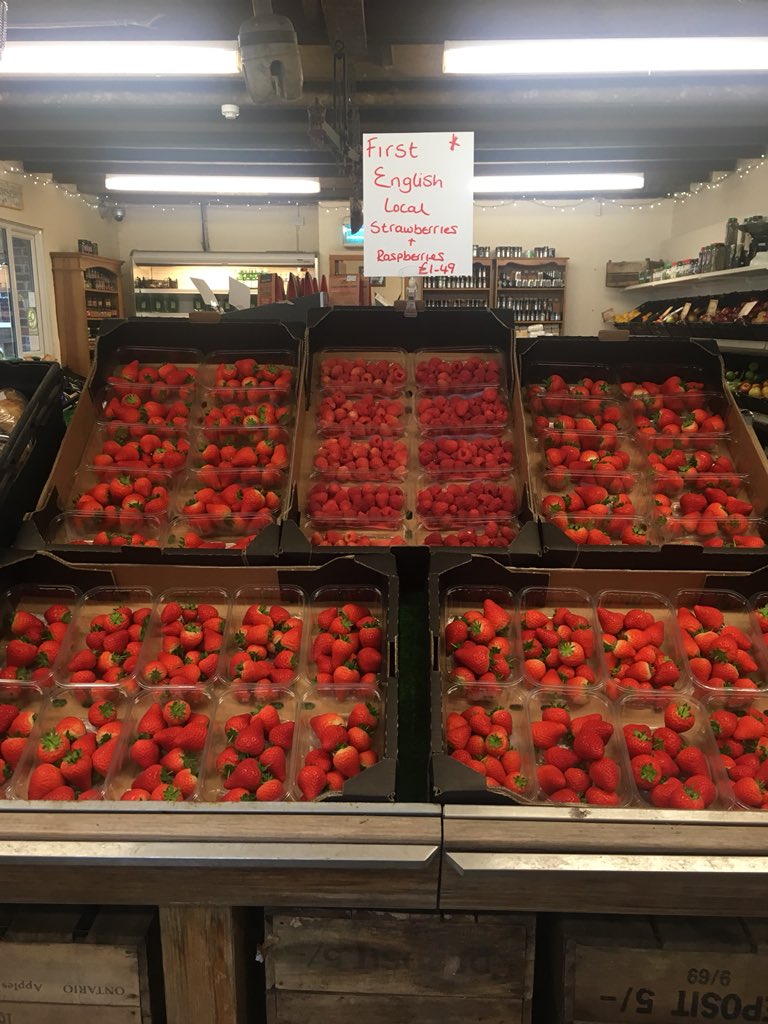 miller5farmshop's tweet photo. First English local strawberries and raspberries of the season from Taunton. Just right for sunshine! 🍓🍓🍓 https://t.co/T8HVMXdz0D