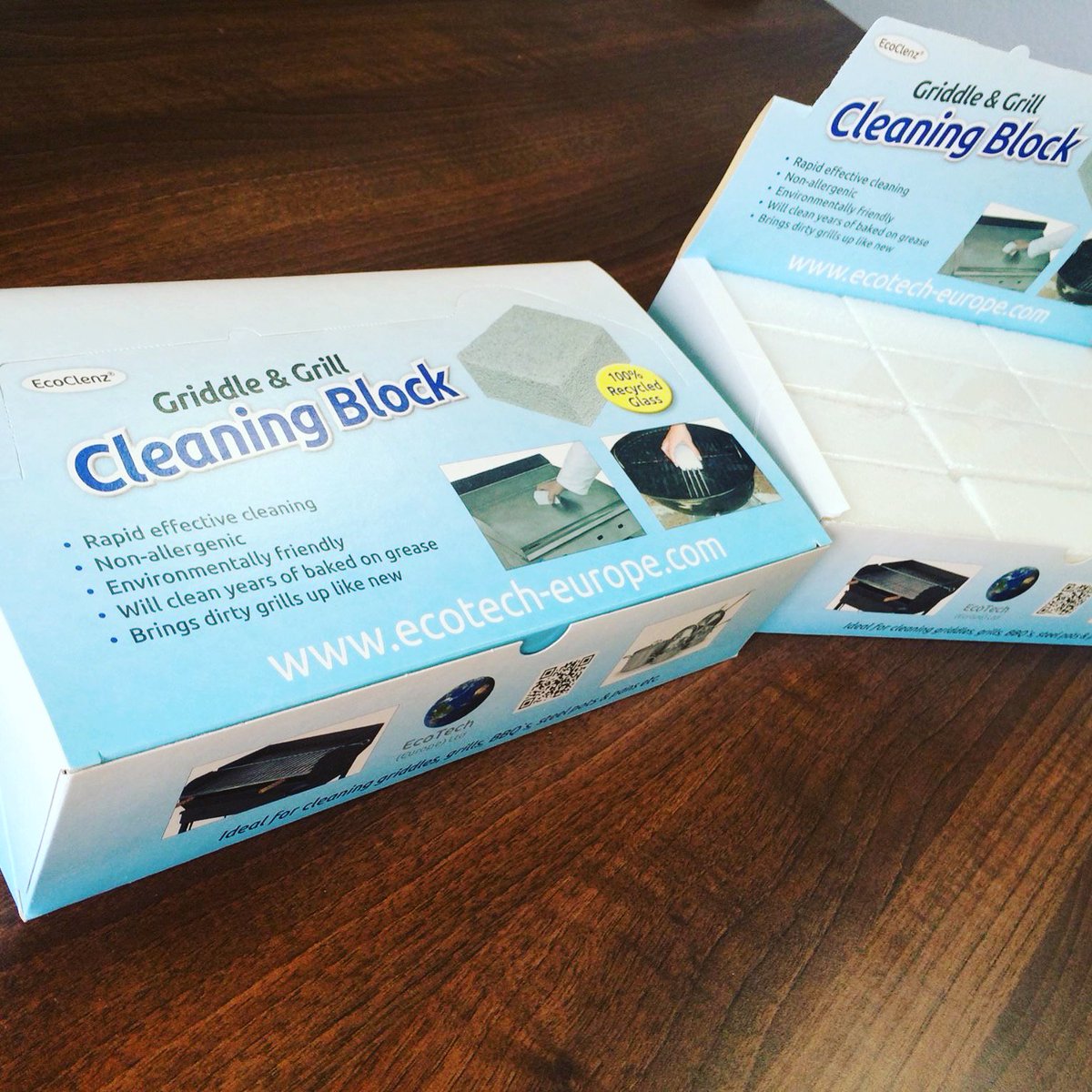 EcoTechEurope's tweet photo. The warmer weather is coming. ☀️Time to get that BBQ out and cleaned. Get your sample today! These are amazing!! #BBQ #oven #ovencleaning #grillcleaning #instagood #summertime #cleaningblock #campingworld https://t.co/AwhP1PUoJk