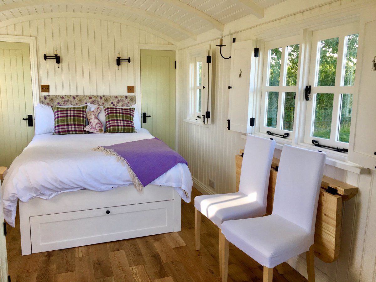 ExpNorthCountry's tweet photo. The morning sun shining in on our shepherd's hut, Leveret - ready for our next arrivals. #glamping #shepherdshut #northumberland https://t.co/uZPWXlC3nl