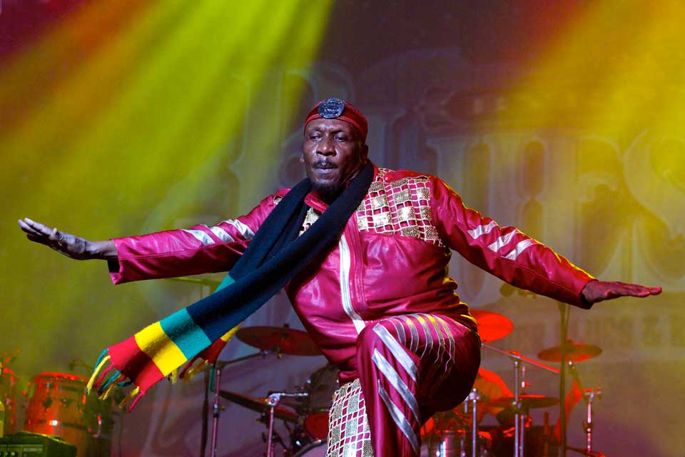 SunSkaFestival's tweet photo. ��� FOCUS ARTISTE 🦁

Après deux passages entre 2012 et 2015, @jimmycliff nous fera le grand honneur de revenir pour la troisième fois sur la scène du #SunSka2018🦁 ! https://t.co/ALuxgFp9fF