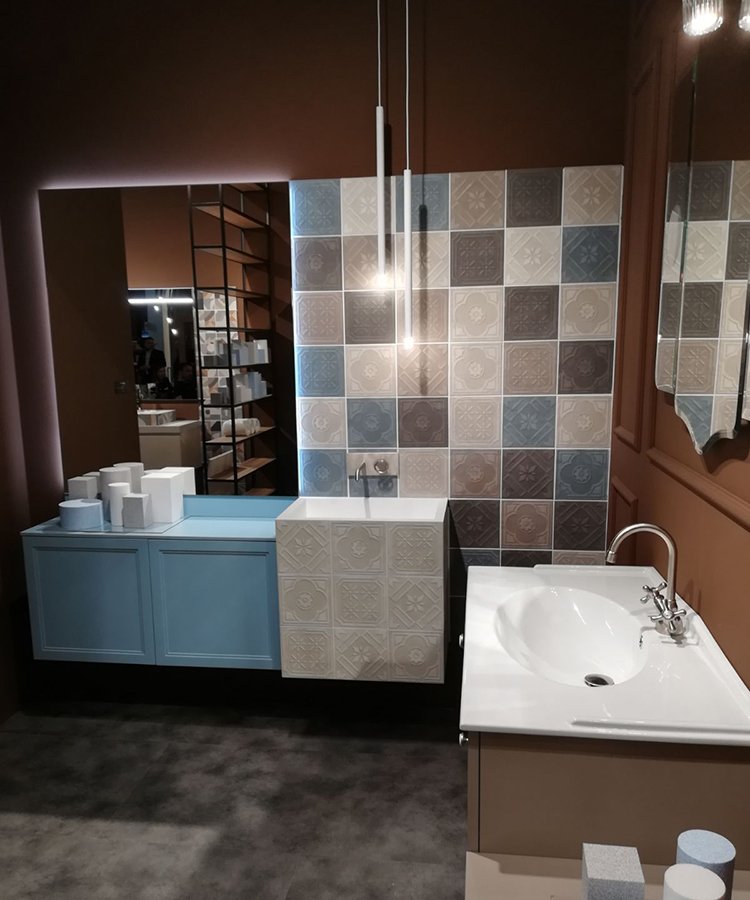 fioranese's tweet photo. Straight from the @iSaloniofficial, a few shots of the innovative #bathroom furnishing solution devised in collaboration with #ArchedaBathrooms.
See you again today at the stand of #Archeda, Pavilion 24 | Stand B08.
#FioraneseCementine #SaloneDelMobileMilano #ArchedaBathrooms https://t.co/EK0UydHP7z