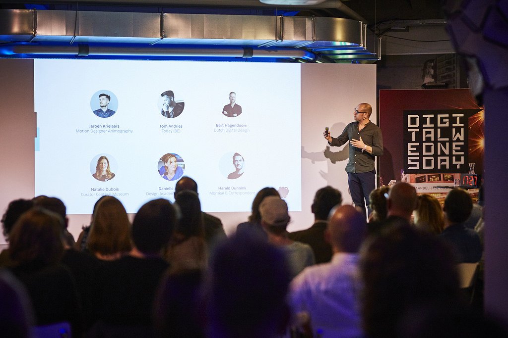zichtonline's tweet photo. Afgelopen oktober organiseerde @DigitalWednesD een aantal presentaties rondom het thema 'Digital in Design'. Vanavond reizen we weer af naar Eindhoven om meer te leren over 'Digital &amp; Marketing Automation'. Zien we je daar?
https://t.co/BAOF8EVwBk https://t.co/FbgmNhYceK