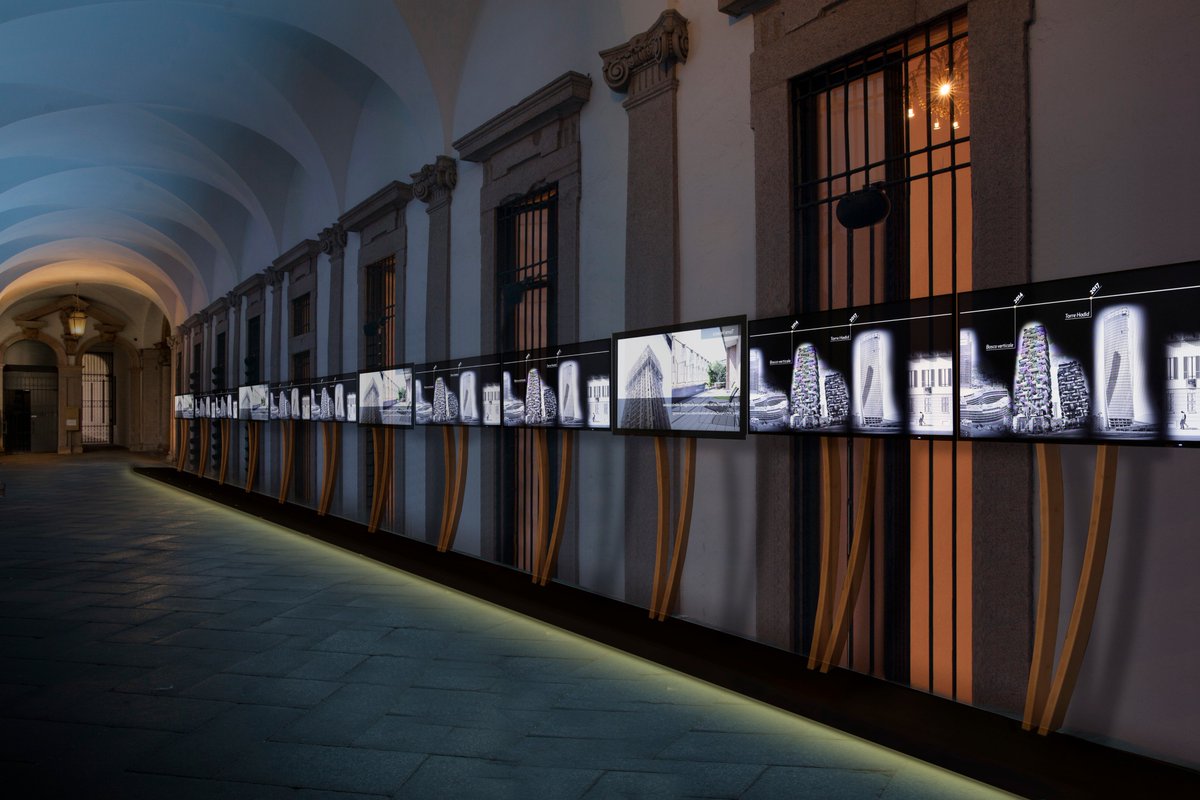 Unipol_PR's tweet photo. Al #FuoriSalone2018 tra passato presente e futuro della città di #Milano: nel Cortile d’Onore de @LaStatale trovate l’installazione #MilanoOriginidelFuturo di #UrbanUp https://t.co/6luRtasYg8. Vi aspettiamo!
#Houseinmotion #designweek #mdw #internilive #MDW18 https://t.co/PlBB3R4Zed