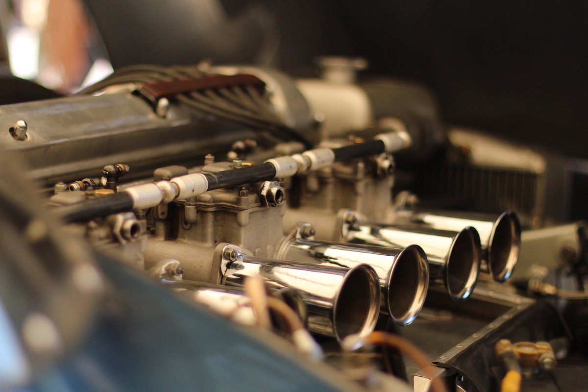 Silodrome's tweet image. The only kind of pipe organ I want to hear on a Sunday.

#pipeorgan #sunday #velocitystack #engine