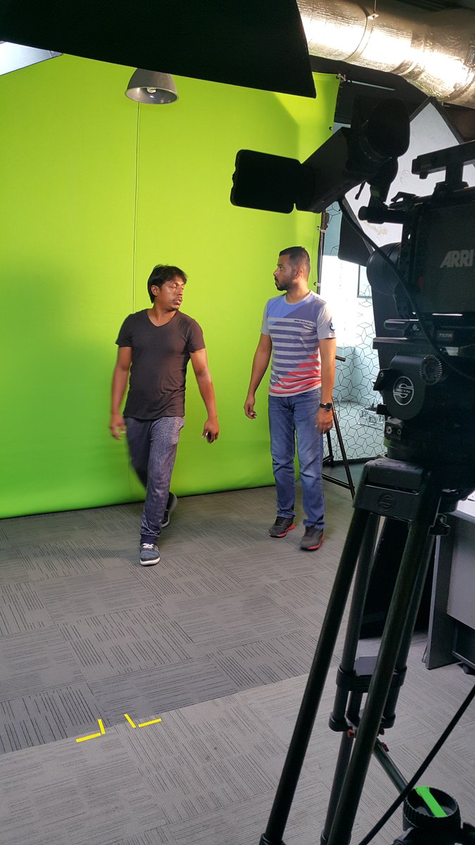 ResolutionDoha's tweet image. Talk about busy – the only time we’ve had people in our office this week is when we’ve turned it into a film set! Otherwise, our teams have been shooting some major projects up and down Doha. 

#ResolutionFilms #FilmProduction #tvcommercial #corporatefilm #Qatar #behindthescenes