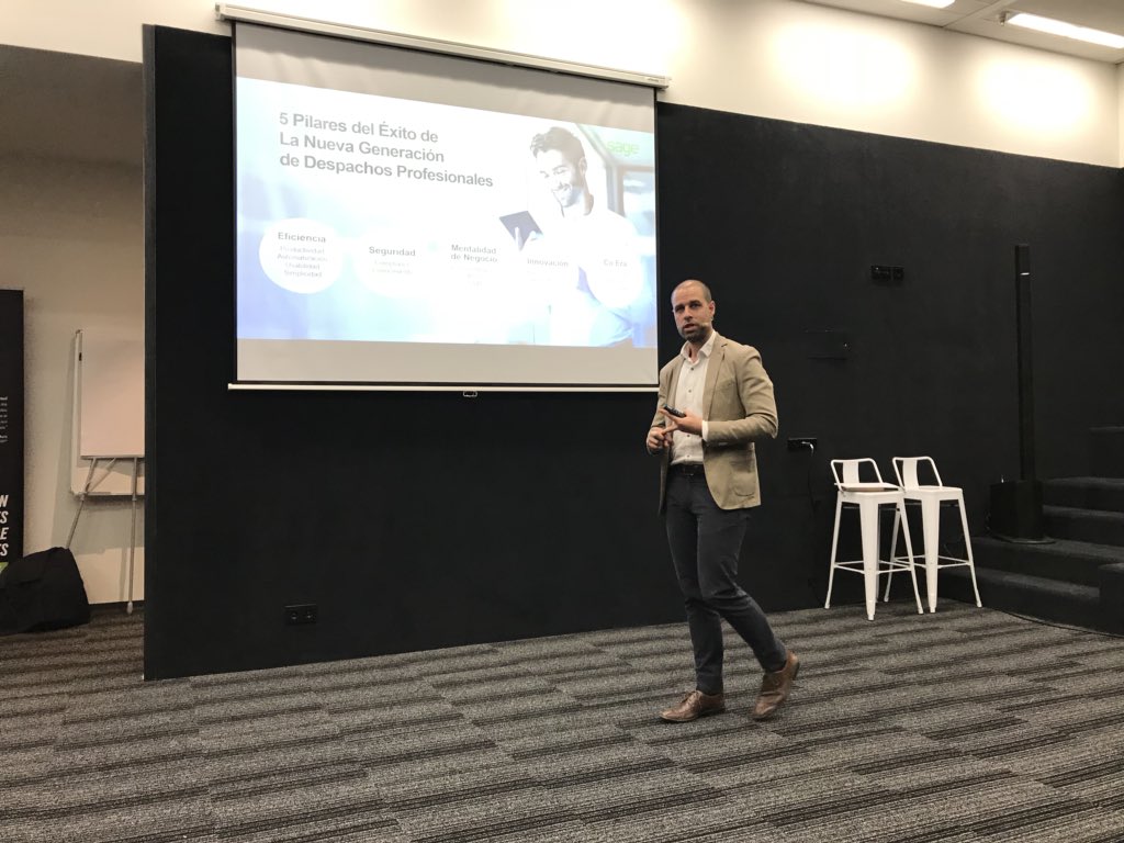 Josepmraventos's tweet photo. Hoy lanzamos #SageDespachosConnected en @SageSpain. Extraordinario esfuerzo por parte de todo el equipo para lanzar el proyecto más innovador de los últimos 10 años. Nueva Plataforma, conexión con clientes y conectividad!!! Absolutamente disruptivo!!! @sageportugal https://t.co/EBS9nw3D8Y