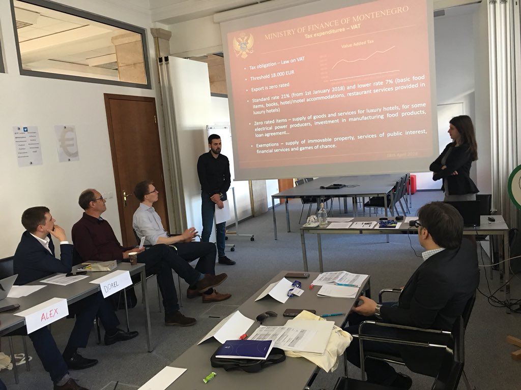 z_dijana's tweet image. We are learning from countries’ experience: Flat rates, abolishment od TEs, VAT threshold, #CEFlearning  @CEF_Ljubljana @Financien @Belastingdienst Thank you Tanja and Branko from Montenegro, Carmen and Ioana from Romania, Omer from Turkey, Alex and Dmytro from Ukraine