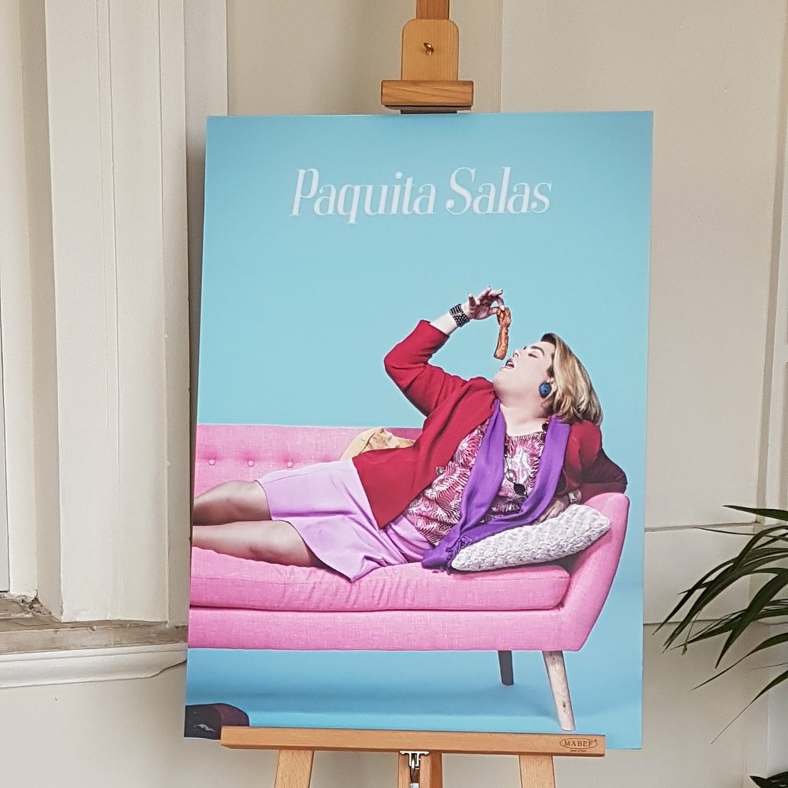 PreviouslyFilmx's tweet photo. #PrevNetflix
#PaquitaSalas
Póster oficial de la segunda temporada de la serie.
Próximamente en @NetflixES
¿Hay ganas de P.S. Management? https://t.co/BXujkSdsjH