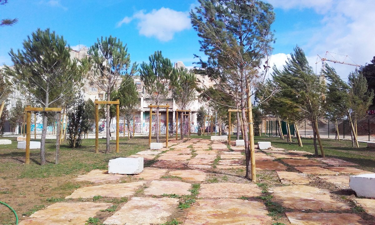 Euromed_MRS's tweet photo. 🌳🌱🌲🌿☘️100 arbres ont été plantés sur le nouveau parc de la Porte d’Aix qui ouvrira ses portes à l’automne 2018. 🍂
La suite ⬇️⬇️ https://t.co/R53fVWI4AX