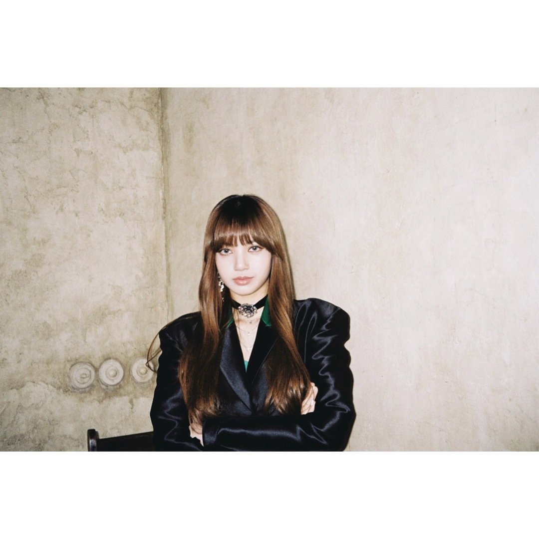 lalisagram_'s tweet photo. 180418 |  #BLACKPINK #LISA
 #블랙핑크 #리사 🖤💚🖤 https://t.co/Xm0aDzQjyL