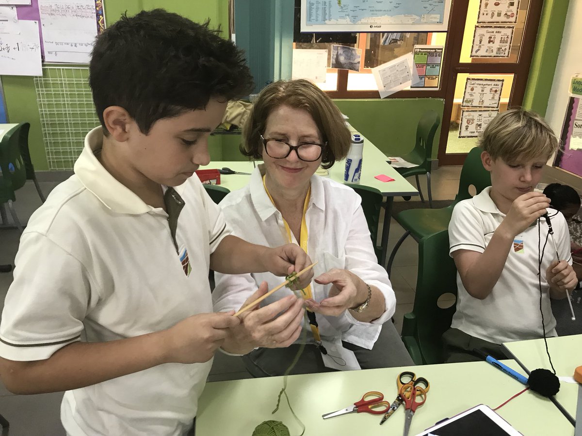 GCSPYPG5's tweet image. Knitting frenzy in Gr5 for #GCS2018PYPExhibition Even our leaders are hooked! @Jane_Gaughan @MrJamiePlunkett @JillShadboltGCS @rags2richesuae @GCSchoolDubai #behappybegcs