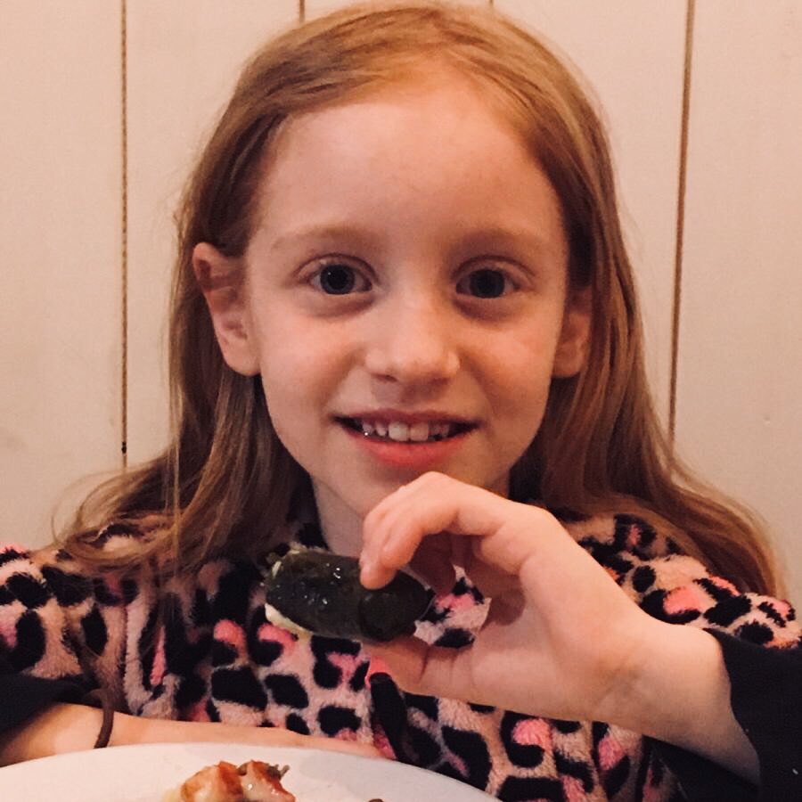Meals365's tweet photo. @yr4melthamce Mathilde tried Dolmades (stuffed vine leaves) for her Greek homework 🇬🇷🍽 https://t.co/Yw2WAA89Rw
