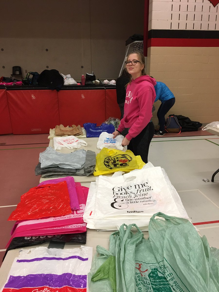 castlered2's tweet photo. Our first QE Plarn Party was such a success!!! Thank you to all the families, staff and students who came out. So proud of our caring QEPS family.❤️

@QEPSKnights https://t.co/9j77mA0CTj