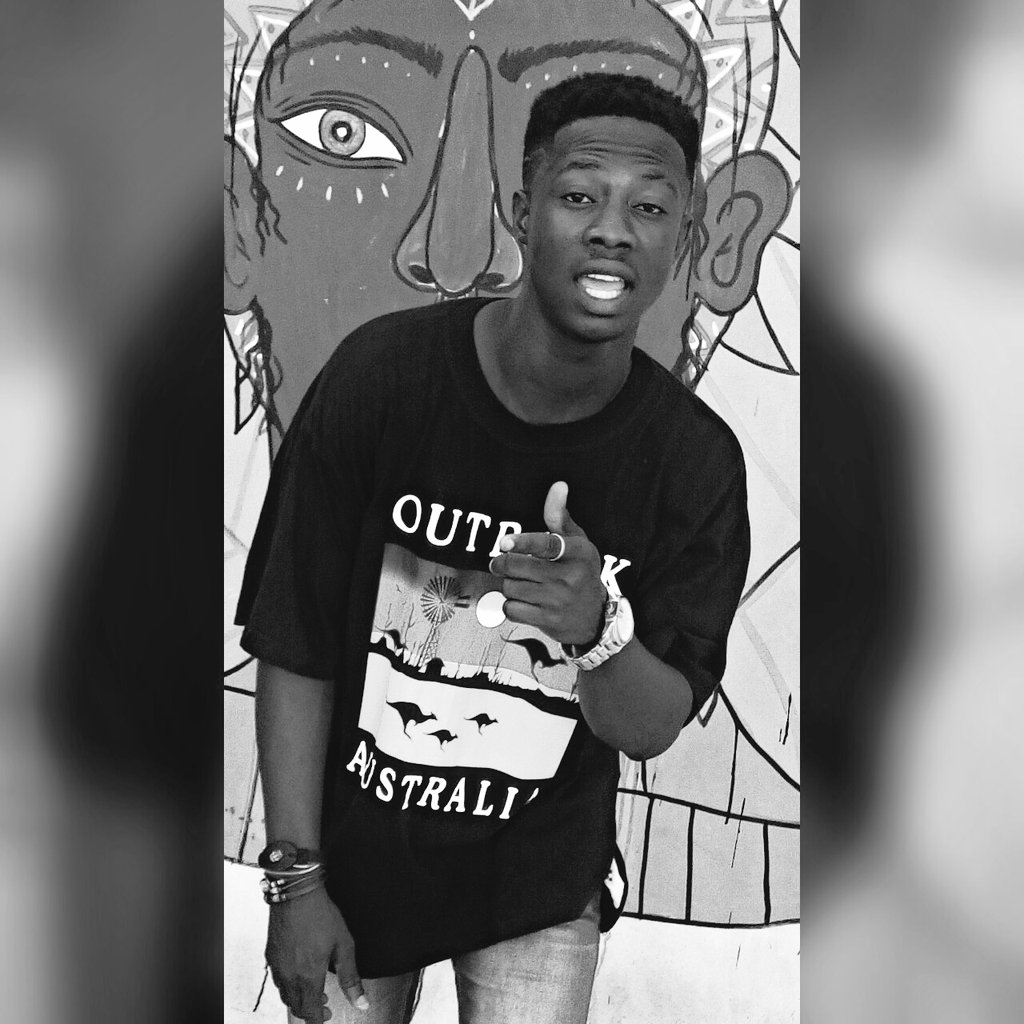 PhbregasTJ's tweet photo. Find a city near you.. we love what we do!! Let us TurnUp for you.. 😘😘😏🔥
@cliq_gh ft @kofi_mole
#turnupp and #Mensah
GH RealHipPop is back to stay https://t.co/5X2vKade3O