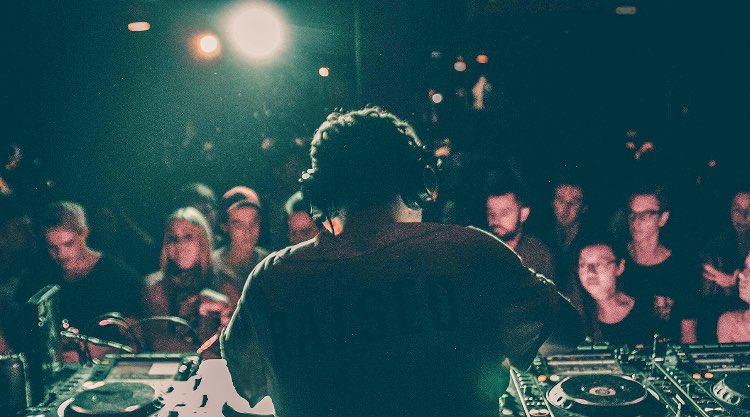 Keeping the #Hospitality Sector secure with a premium standard of #DoorSupervisor...

All of our Door Supervisors are... facebook.com/DeltaSolutions… 

#Bars #Clubs #LicensedVenue #Hotels #Restaurants #Security #SIA