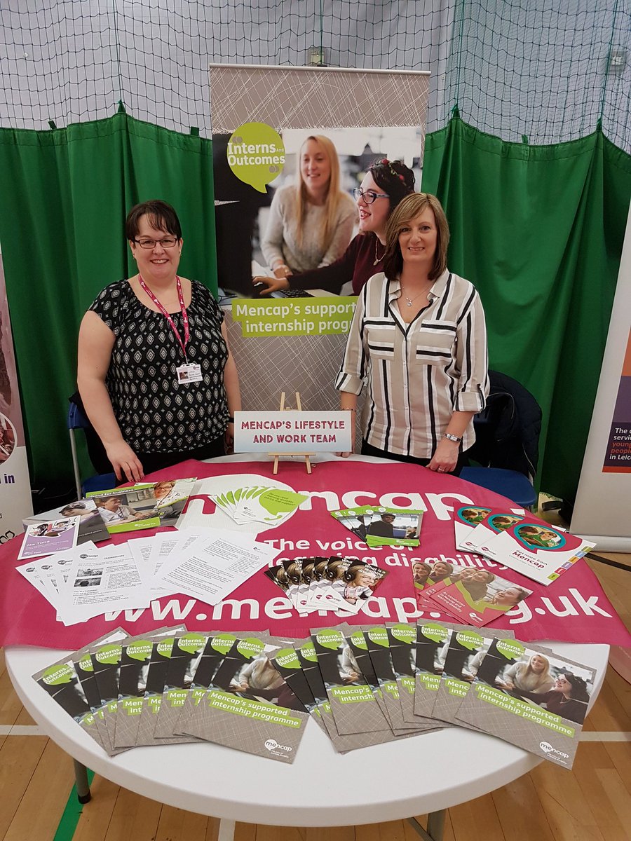 Ra11en46's tweet photo. Job fair day in Leicester. Love my job @JayneVickers23 https://t.co/PO5qgZBeK5