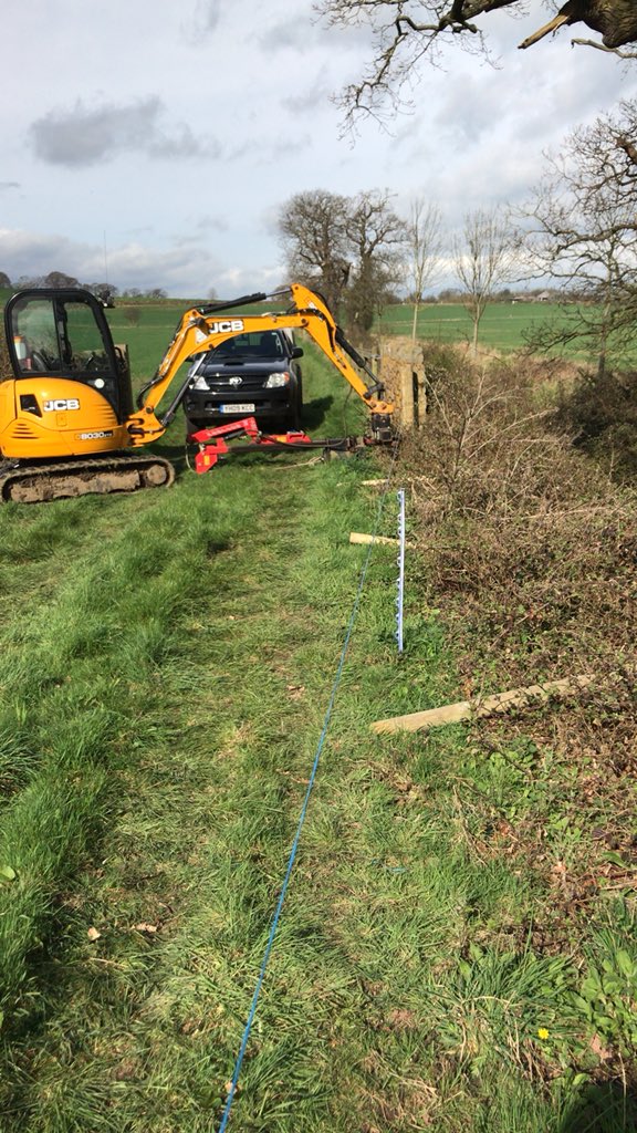 aptrickett's tweet photo. When the argument to leave an office job in order to work outside as a farmer finally becomes valid. #thesunisshining #theweatherissweet https://t.co/iIkcNBDDqZ