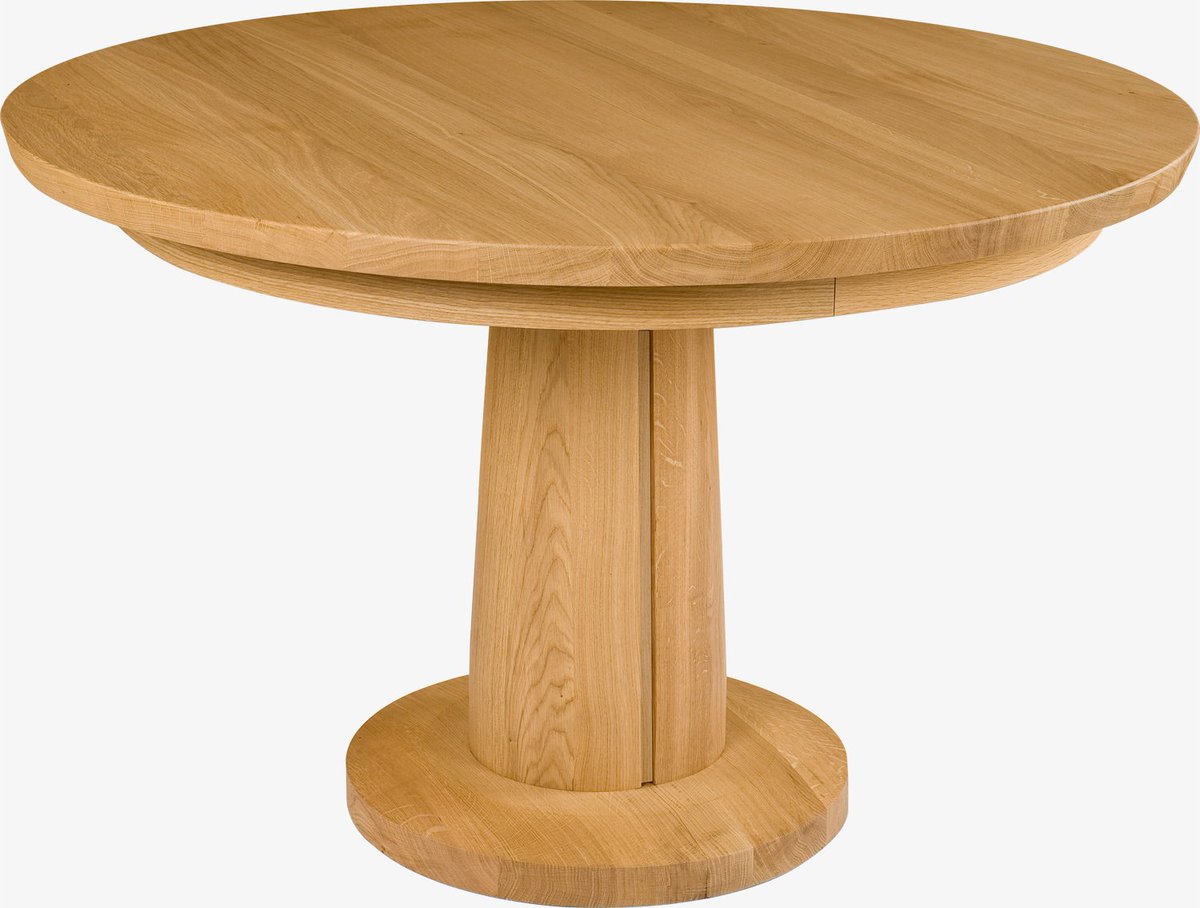 Baltique multi extending circular dining table looking fab with three leaves in situ. Another three extension leaves turn this into a 3.6m x 1.2m 16 seater table. Prime grade oak and superbly made. What's not to like? #ovaldiningtable #rounddiningtable
solidoak.co.uk/oak-tables-by-…