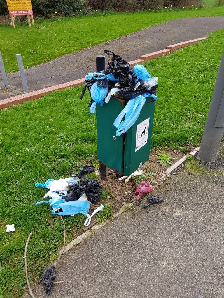 MrsAteam's tweet photo. @RichmondshireDC so glad our council tax raise is being used wisely...😡😡😡😡 https://t.co/EuCd9WO9sI
