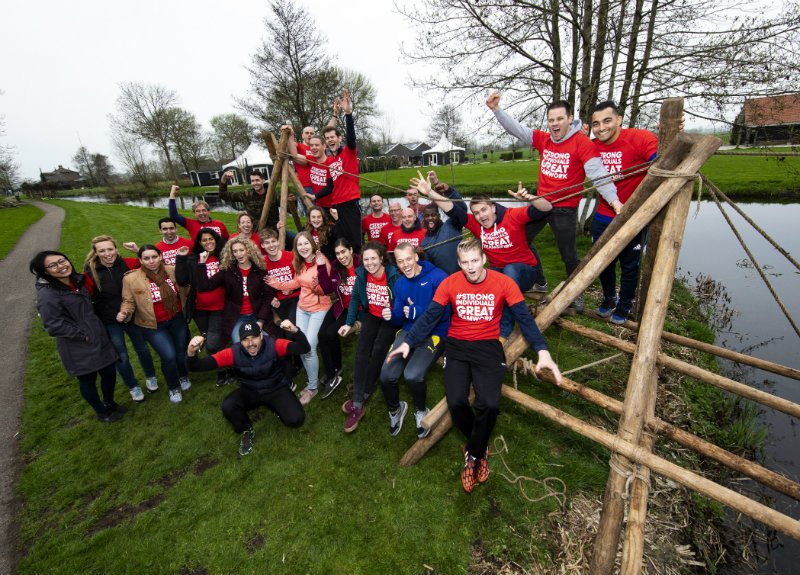 TriFinanceNL's tweet photo. Onze consultants spenderen hun meeste tijd bij de opdrachtgever en dat is altijd 'n goed excuus voor 'n teamuitje. Dus ging T&amp;S Amsterdam afgelopen weekend naar Kameryck voor 'n dagje bruggen bouwen, breinbrekers, boksles en vooral heel veel gezelligheid. #typischtrifinance https://t.co/8QZmodPveK