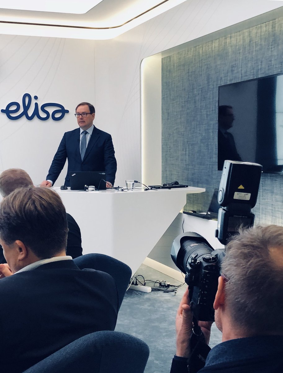Vuorela's tweet photo. Analyytikot pitävät kuulemastaan @ElisaOyj Jälleen kerran voi olla hirmu ylpeä #elisalaine https://t.co/OUg1LVkof2