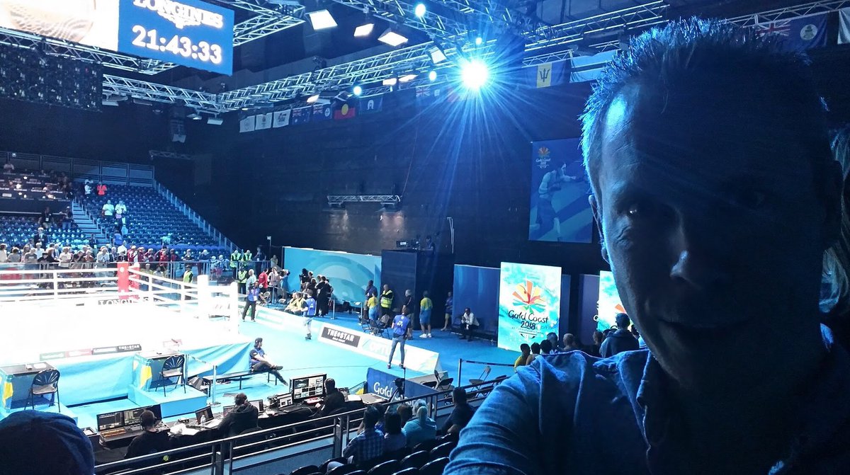 DigitalColmer's tweet photo. @NeilCattermull @Cuff_S @LouisColumbus @TmanSpeaks @BillMew @tcrawford @digitalcloudgal @jeffbarr @ValaAfshar @imoyse @evankirstel @markrussinovich @MikeQuindazzi Thanks Neil. #GC2018Boxing https://t.co/RSgb0B59fQ