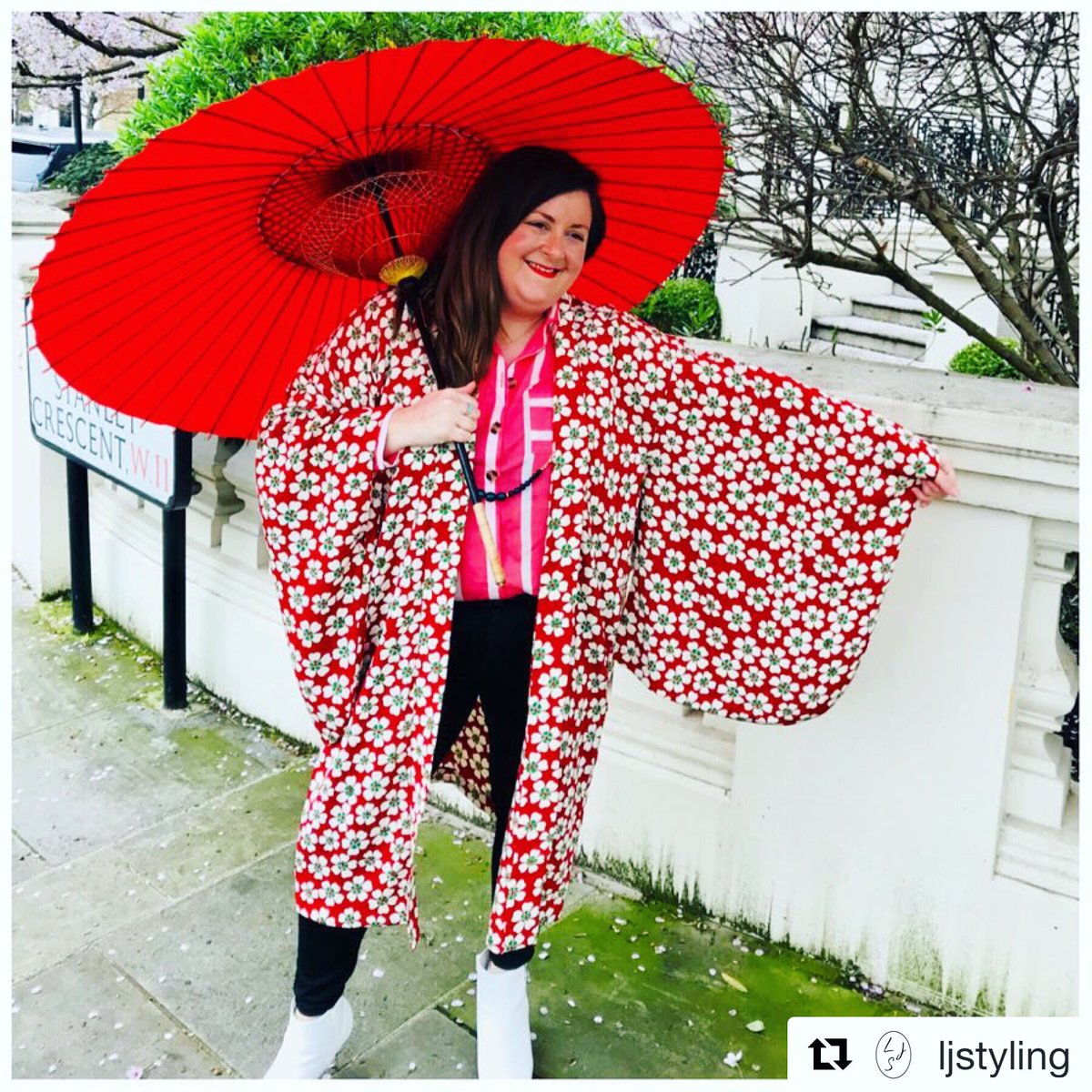 WasoukanEurope's tweet photo. We open 11:00-18:00 today.

#kimono #butique and #matcha #bar

293 Westbourne Grove
London
W11 2QA

#japan #london #uk #unitedkingdom #fashion #outfit #tea #cafe #sweets #nottinghill #portobello #portobellomarket #Japan #Japanese #culture #traditional #style https://t.co/zrliqbPrN4