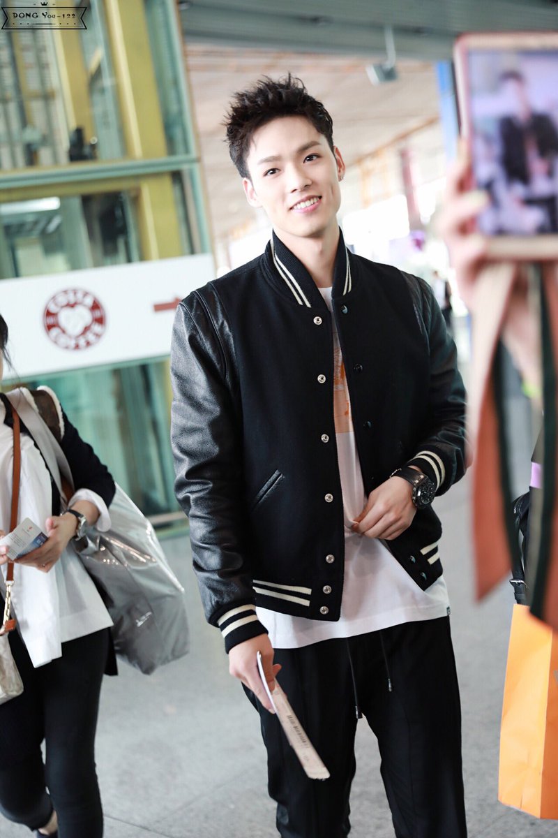 dyl19950122's tweet photo. 180418
😘😘😘
#董又霖 #Jeffery #Jeffrey #IdolProducer #偶像練習生 #偶像练习生 https://t.co/FzCj3za8S0