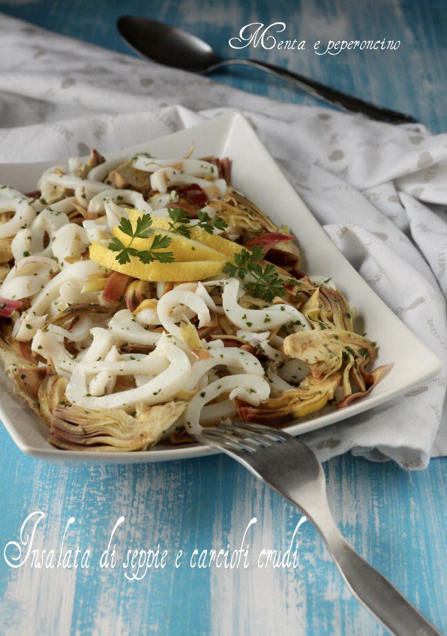 BallariniIvana's tweet photo. Buongiorno, oggi un secondo completo ecco come preparo un’ #insalata di #seppie a vapore con #carciofi crudi.. #blog #mentaepeperoncino #cookaround #recipes #ricetta #light     https://t.co/gpYyoHreu4 https://t.co/QrjjorE7E6
