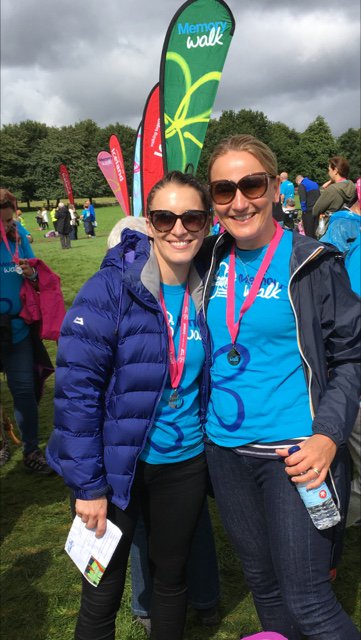 Alz_Soc_Media's tweet photo. From #MemoryWalk2017 with @Vicky_McClure to @LondonMarathon for @alzheimerssoc, there's just no stopping ace health journalist @rachellismedia. Here's Rachel's fundraising page so please do unite against dementia by showing your support: https://t.co/msnssglDde #LondonMarathon https://t.co/mxZIVlXFUk