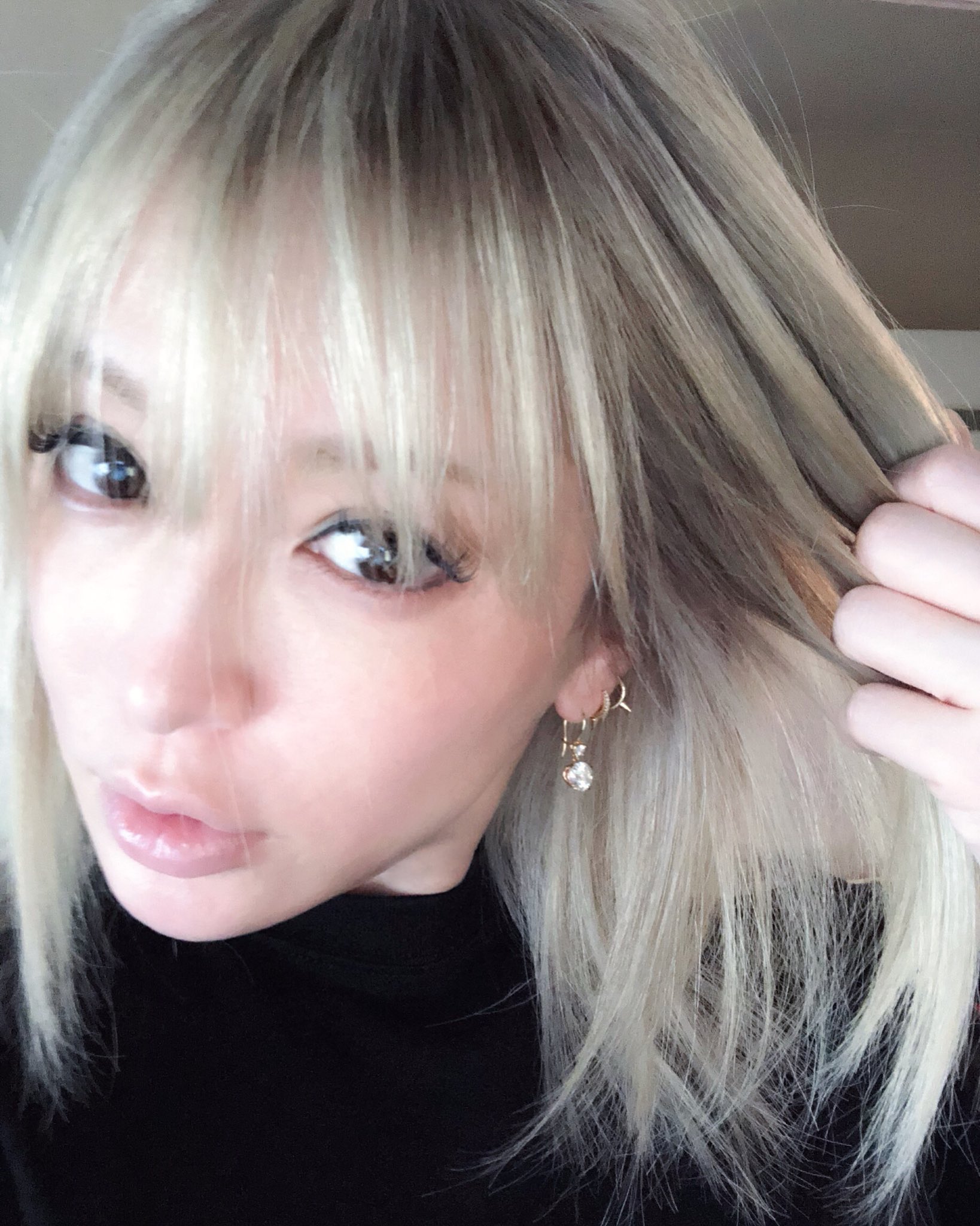 Ayu A Twitter 可愛い可愛い可愛いって永遠に言い続けられるほど今回のあゆの髪型 わたしの中で最強に似合うと思います 浜崎あゆみ Ayumihamasaki Ayuday