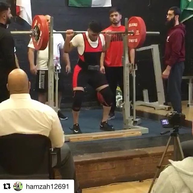 RigsFitness's tweet photo. Great work from Hamzah, winning his first ever powerlifting competition with:
.
180 • 105 • 220 at 74kgs
.
#Repost @hamzah12691 with @get_repost
・・・
First powerlifting comp and topped my weight category (74kg) @wm_powerlifting
180kg squat
105kg b… https://t.co/oHyOGSsUWz https://t.co/4JSWJvDWPh