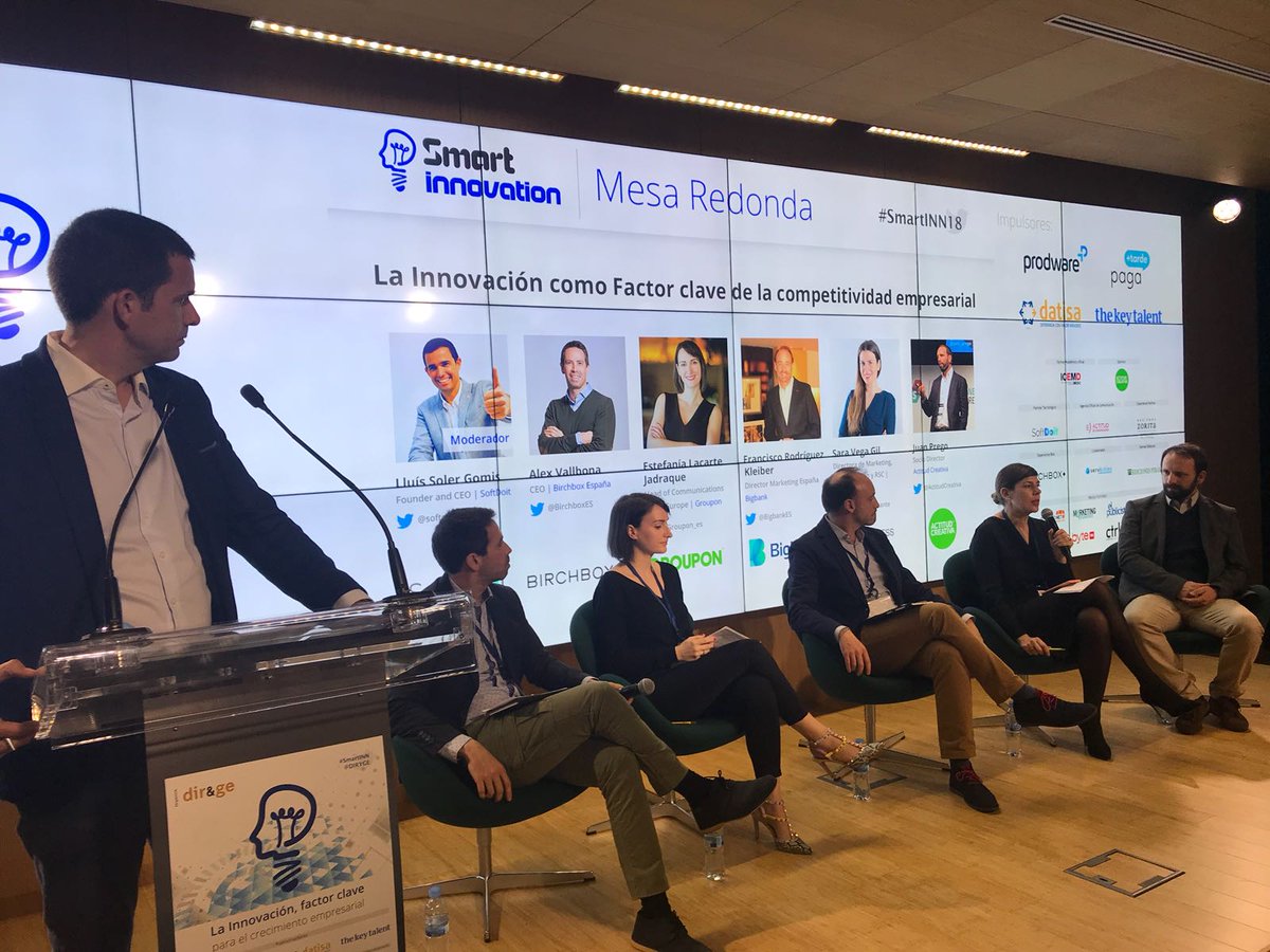 SolerGomis's tweet photo. mesa espectacular sobre la innovación en el #SmartINN18 con @birchbox @Groupon @BigBank #comessgroup @juan_prego organizada con éxito por @DIRyGE en la que he moderado en representación de @softdoit_es y @IronBusiness_es https://t.co/RY4tZMXmND