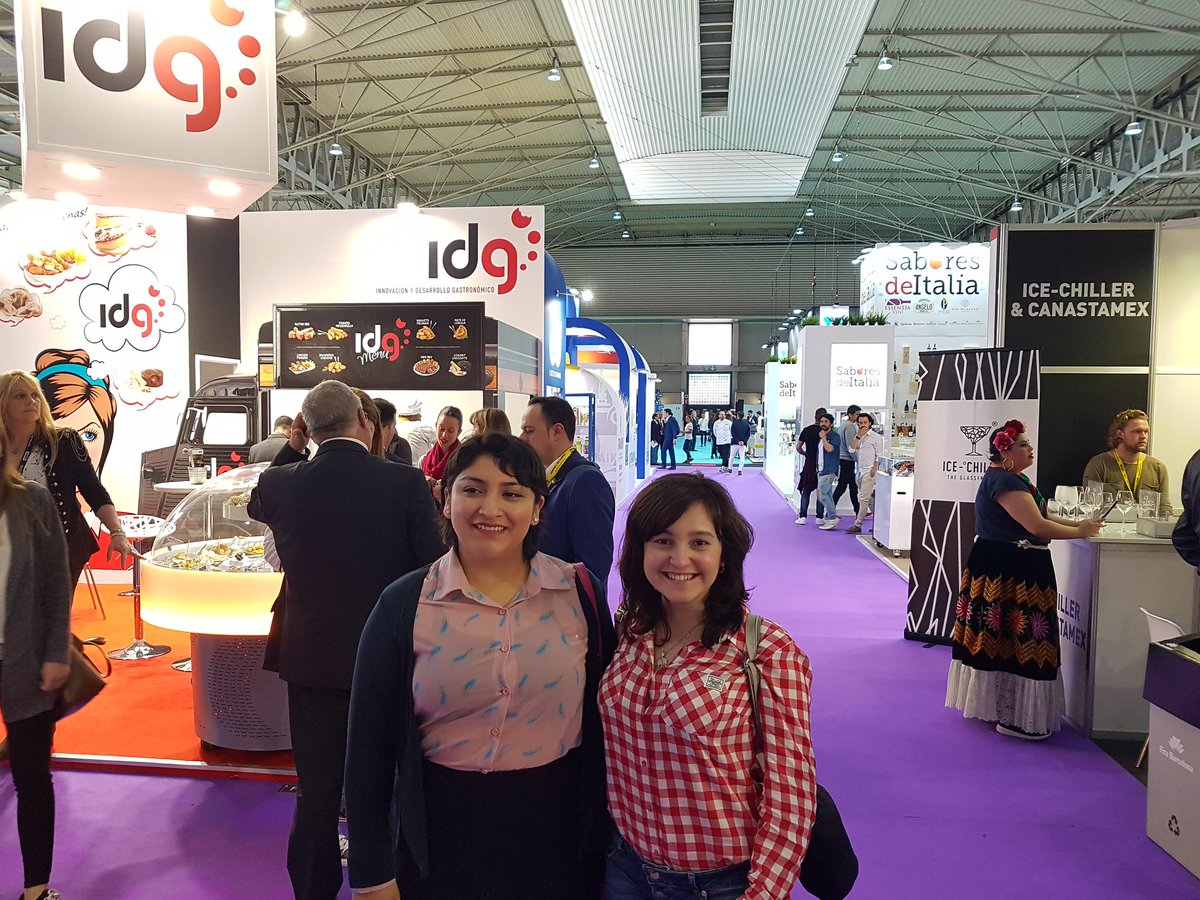Irina_c06's tweet photo. Ya estamos listas para la feria #Alimentaria18 #ediblepasteuri #workinprogress https://t.co/012V77Apf7