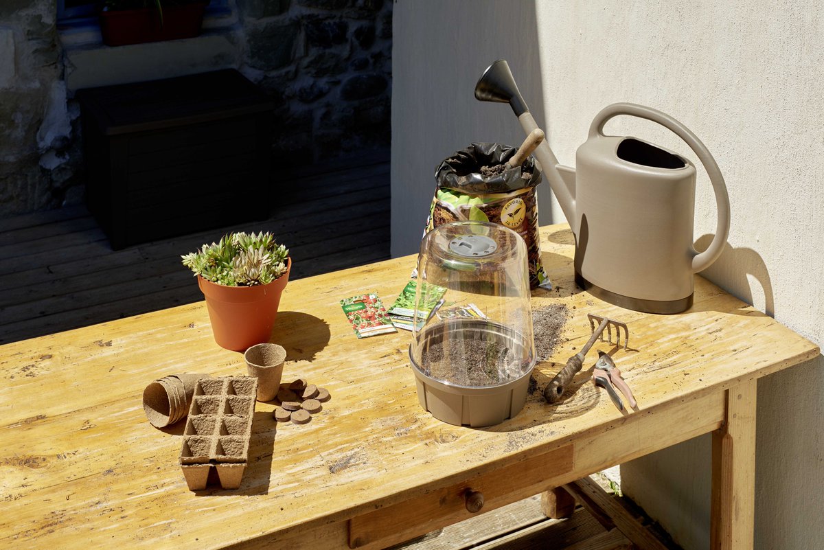 foiredeparis's tweet photo. Foire de Paris vous offre 10 x 2 invitations ! 

Pour participer votez pour votre produit favori dans la sélection des produits du label Women's Garden Executive Club.
Des produits de bricolage, jardinage, déco créés pour les femmes

Voter : https://t.co/vpksqmEQOe 
#foiredeparis https://t.co/s2gyofsSvY