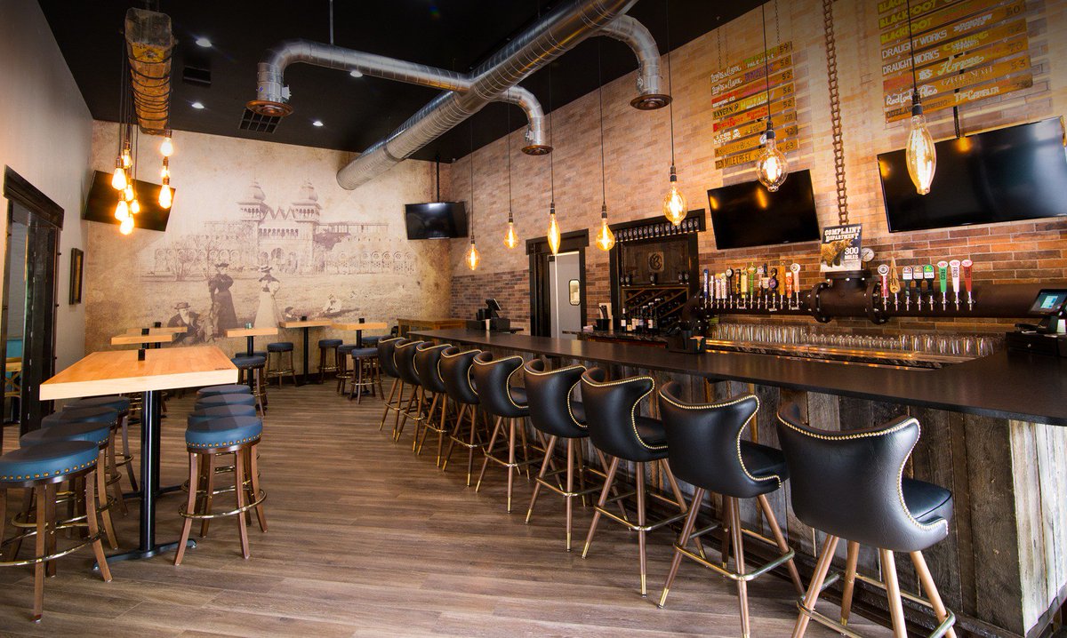 Bon dia Sant Esteve de les Roures! Aprofitem que avui inaugurem el nostre nou tap room per a inaugurar també el compte de Twitter. Veniu a relaxar-vos i a gaudiu tan de les nostres pròpies cerveses com de les convidades!