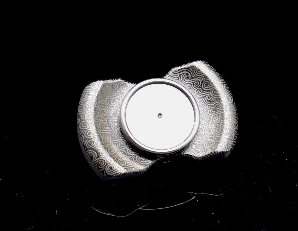 rotablade's tweet photo. We have now added the lasering service to our website. If you would like your Nano, Rotastone or Rotablade to be lasered with one of our designs then please add this service to your order. The link is below
https://t.co/dlrsZ6N8KT
Photo shows wave design on an SS Nano https://t.co/4gTPkFCFhb