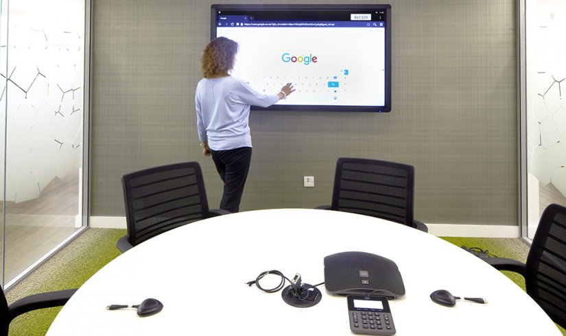 SavilleGroup's tweet photo. Saville helps @centricaplc break down geographical barriers & drive a new digital direction with a rollout of multiple, highly intuitive #collaborative environments... https://t.co/2YgcpLKxBf #mbtdevents #avtweeps https://t.co/q5nYsLNfX9