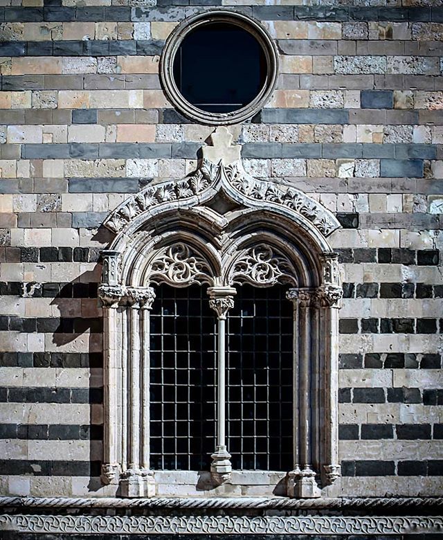 ACriticona's tweet photo. #messina #duomodimessina #piazzaduomo #messina_in #verso_sud_arte #traveling_arte #volgoarte#beniculturali30 #igersmessina #ig_messina #igerssicilia #volgosicilia #vivomessina#yallerssicilia #volgomessina #ars_sacra #r_a_d_members #shotz_of_sicilia #best… https://t.co/DZ4kJegOk6 https://t.co/yb1nrxH5L0