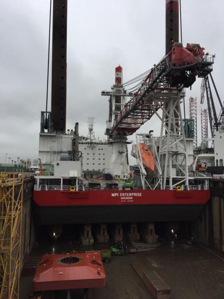 MBMConsultancy's tweet photo. MPI Enterprise Welcomes Spudcans Aboard: #MPIOffshore’s wind turbine installation vessel (WTIV) MPI Enterprise was upgraded with #spudcans during drydocking activities in Rotterdam, increase the load-bearing area when the vessel is jacked up
Read &amp; Rtweet@
https://t.co/3o5acfsdQY https://t.co/eGZxlz0l3a