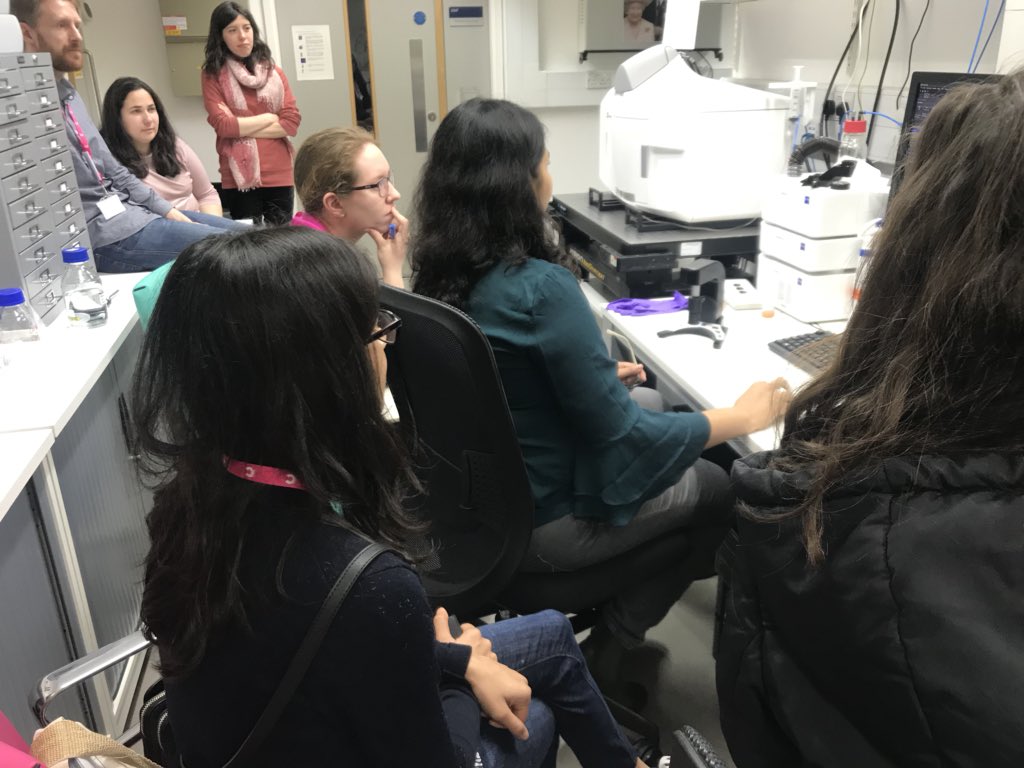 CImicroscopy's tweet photo. Today is light sheet day #CLMSpring2018 https://t.co/4LMZPF3vNz