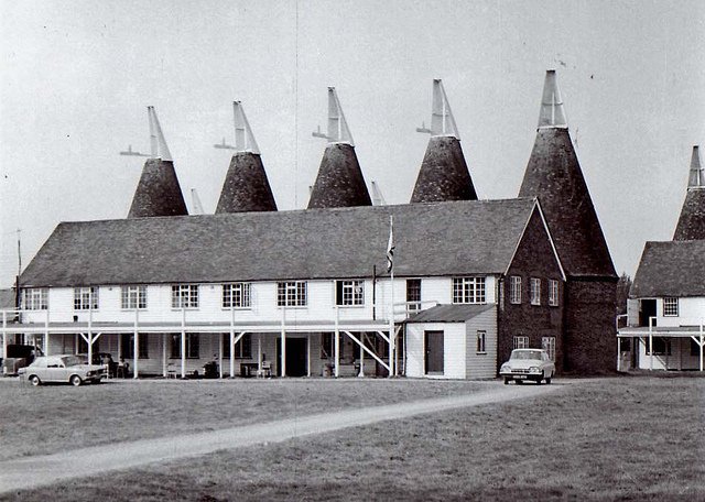 Hopfarm's tweet photo. Today is World Heritage Day. We are proud to be part of Kent's iconic, historic landscape and remain in the fond memories of those who spent their summers in bygone years hop-picking here. #WorldHeritageDay #hopfarm #whitbread #hoppickers @BBCRADIOKENT @bbcsoutheast @VisitKent https://t.co/w66LIRbFcR