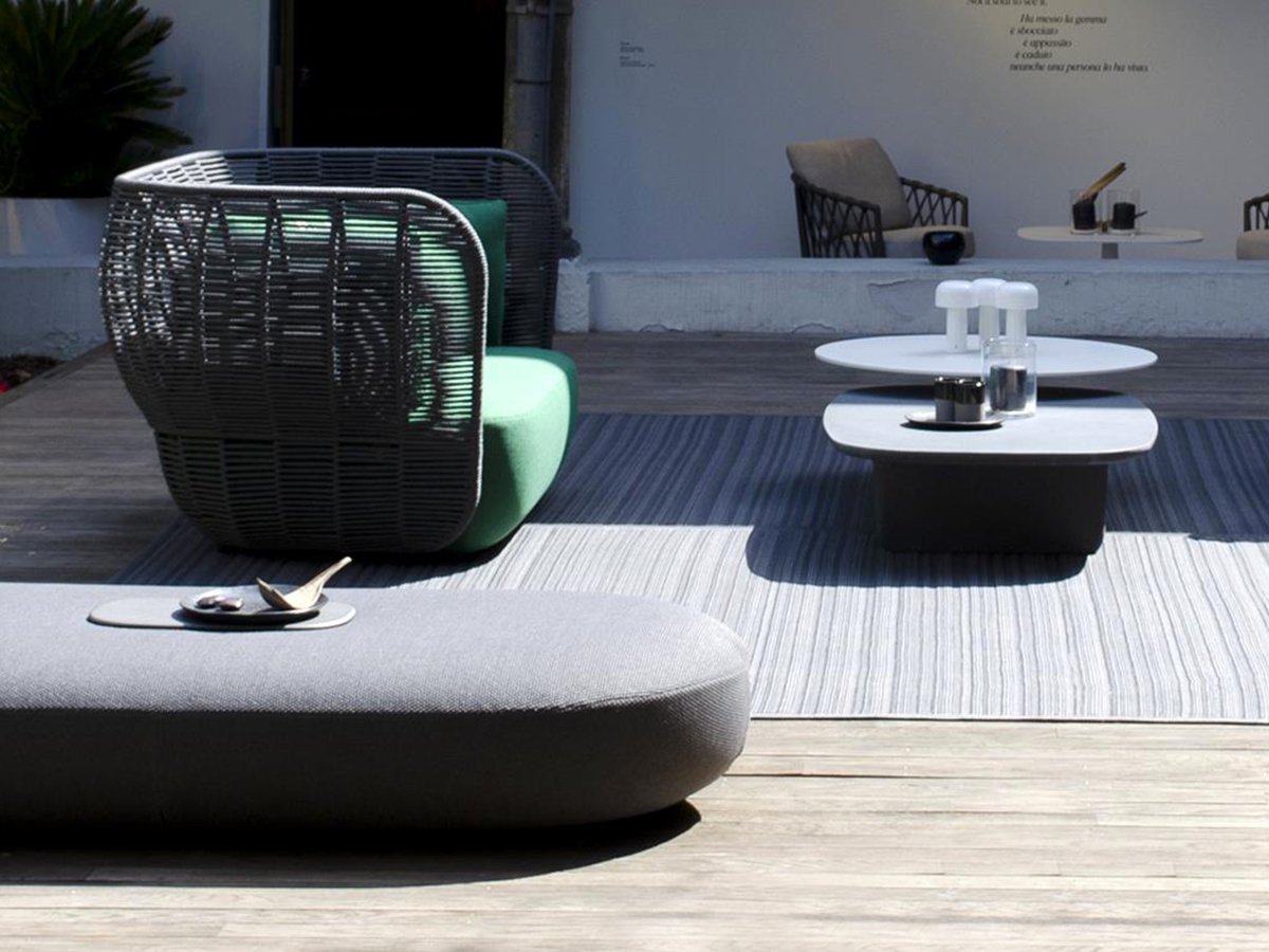 BeB_Italia's tweet photo. Tabour is a round-shaped ottoman that can serve as a coffee table or as a side-table in informal settings. Designed by @DoshiLevien #bebitalia #walksofdesign #mdw18 #18aprile #DesignforLife #design https://t.co/PAs462gNR2