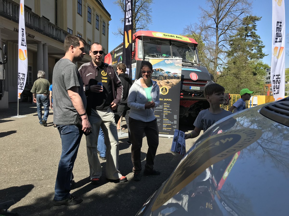 FESH FESH tweet media