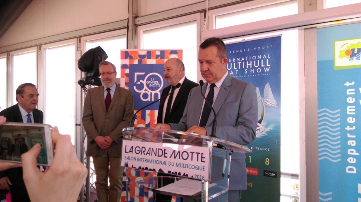 S_Rossignol's tweet image. Le succès du salon #Multicoque conforte la ville pour la mise en oeuvre de son projet "ville-port". Ce dernier prévoit d'agrandir le port de 400 anneaux supplémentaires, la construction de 500 nouveaux #logements ainsi qu'une nouvelle zone technique de 18 000m2 #Multi2018