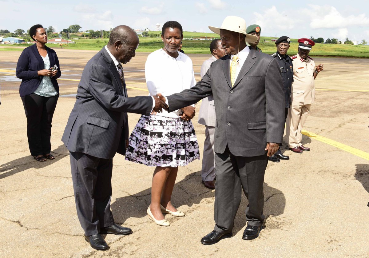 KagutaMuseveni's tweet image. I have left for London, the United Kingdom, to attend the 25th Commonwealth Heads of Government Meeting (CHOGM).