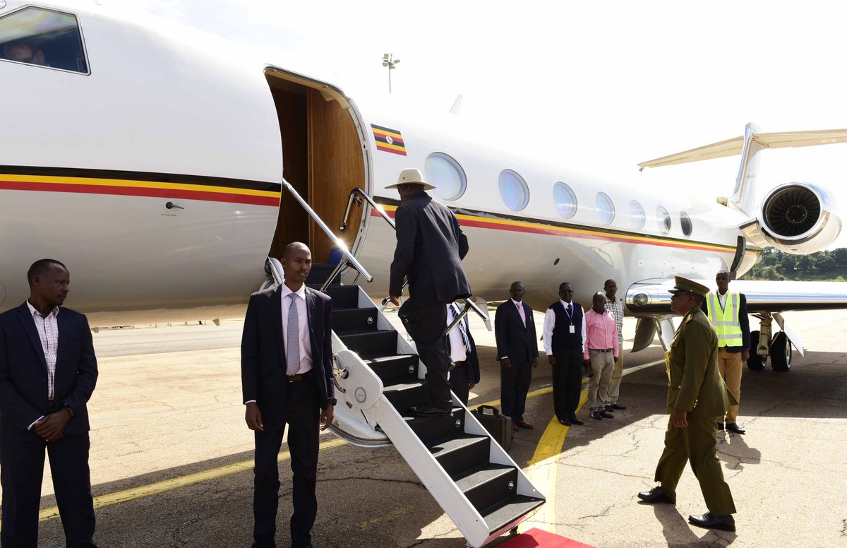 KagutaMuseveni's tweet image. I have left for London, the United Kingdom, to attend the 25th Commonwealth Heads of Government Meeting (CHOGM).