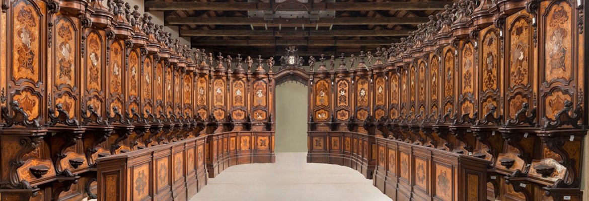 FMREditore's tweet photo. A @LaVenariaReale in mostra il 'saper fare' italiano, mobili d’arte di eccezionale rilevanza realizzati dai maggiori ebanisti e scultori del XVIII e XIX secolo 😮 https://t.co/pZ5qtExXJZ https://t.co/inPbw5oJeI