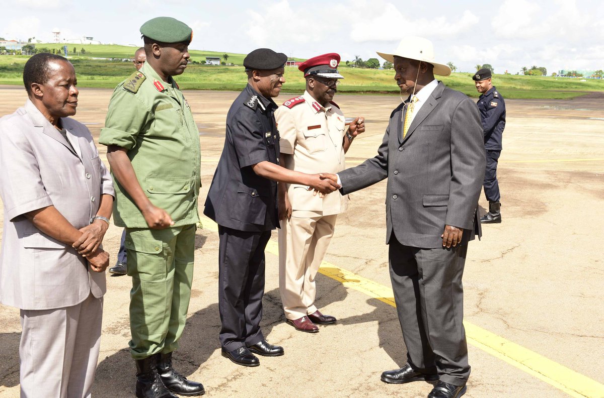 KagutaMuseveni's tweet image. I have left for London, the United Kingdom, to attend the 25th Commonwealth Heads of Government Meeting (CHOGM).