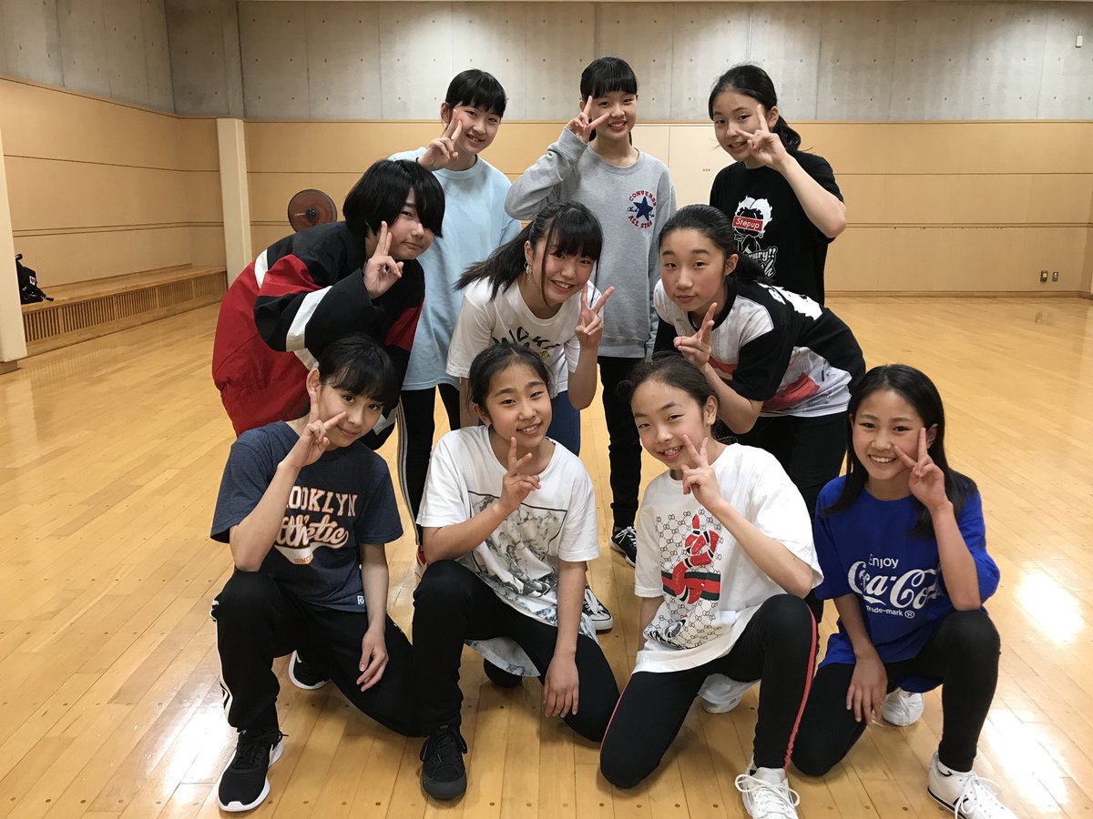 TSUYOSHILesson's tweet photo. T-FAM
前期2018.4〜9
TSUYOSHI&Mito Number
レッスンはじまりました✨🤗
Aina・MOKA・Rise
RIN・juna・YUA
LuLu・R!co ・Yu・HANA
色んなイベントに出演予定です✨🤗
よろしくお願い致します🌈
#T_FAM
#TSUYOSHI&MitoNumber https://t.co/HtfzrJcboD